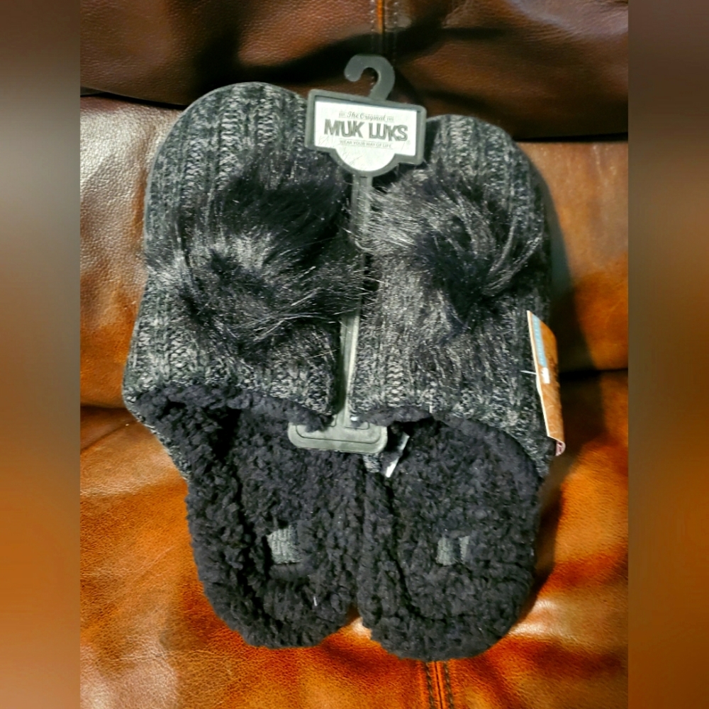 MUK LUKS NEW Women's Slippers XL 11-12 - Comfy w/ Non-Slip Indoor/Outdoor Sole